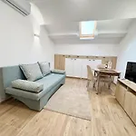 Skyline Loft * 바르나